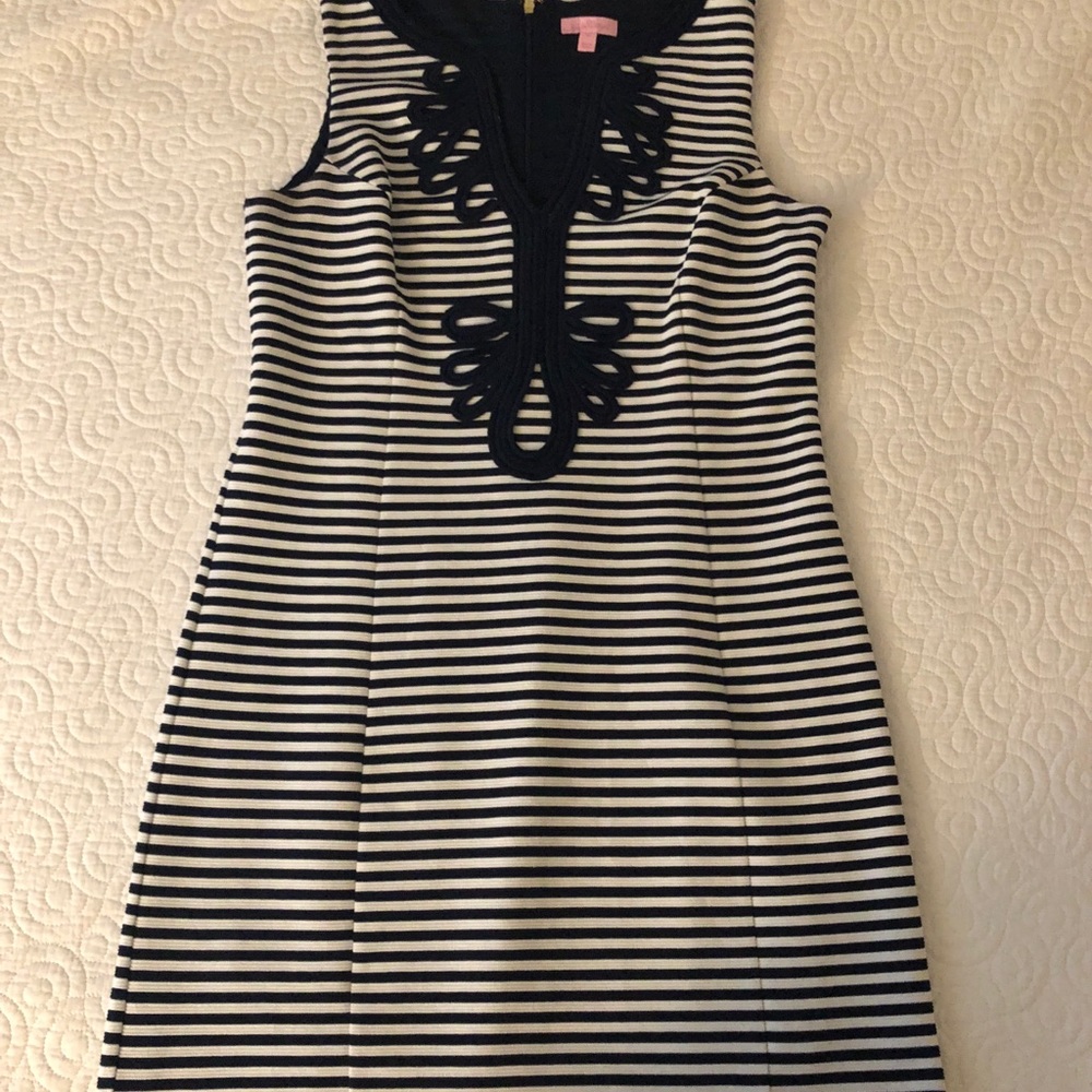 XL Lilly Pulitzer Shift Dress- Navy Stripes